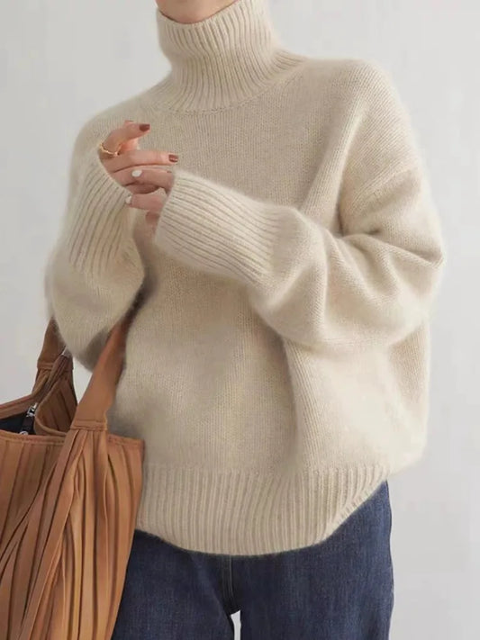 LINEA | Sweter z wysokim kołnierzem