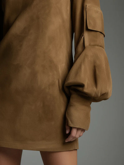 Sara | Laza, mini velúr ruha magas gallérral